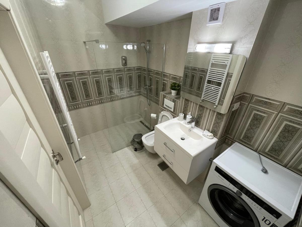 Mamaia Beach Luxymar 3 Apartment Eksteriør billede